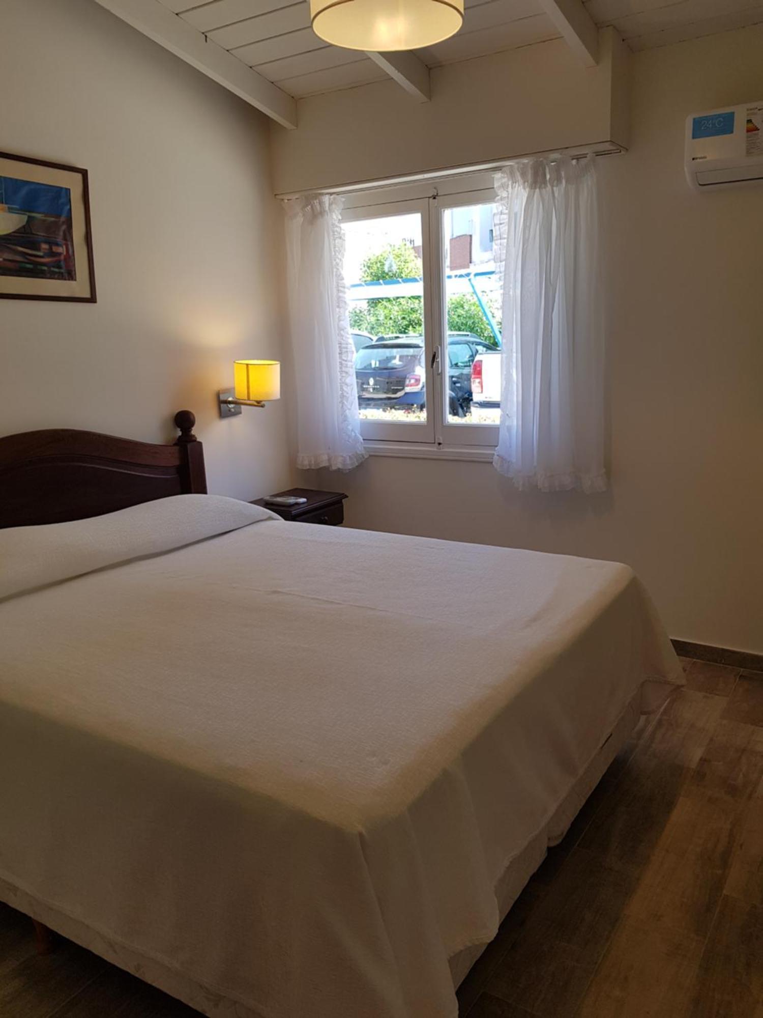 108 Y El Mar - Hotel Tejas Rojas Villa Gesell Oda fotoğraf